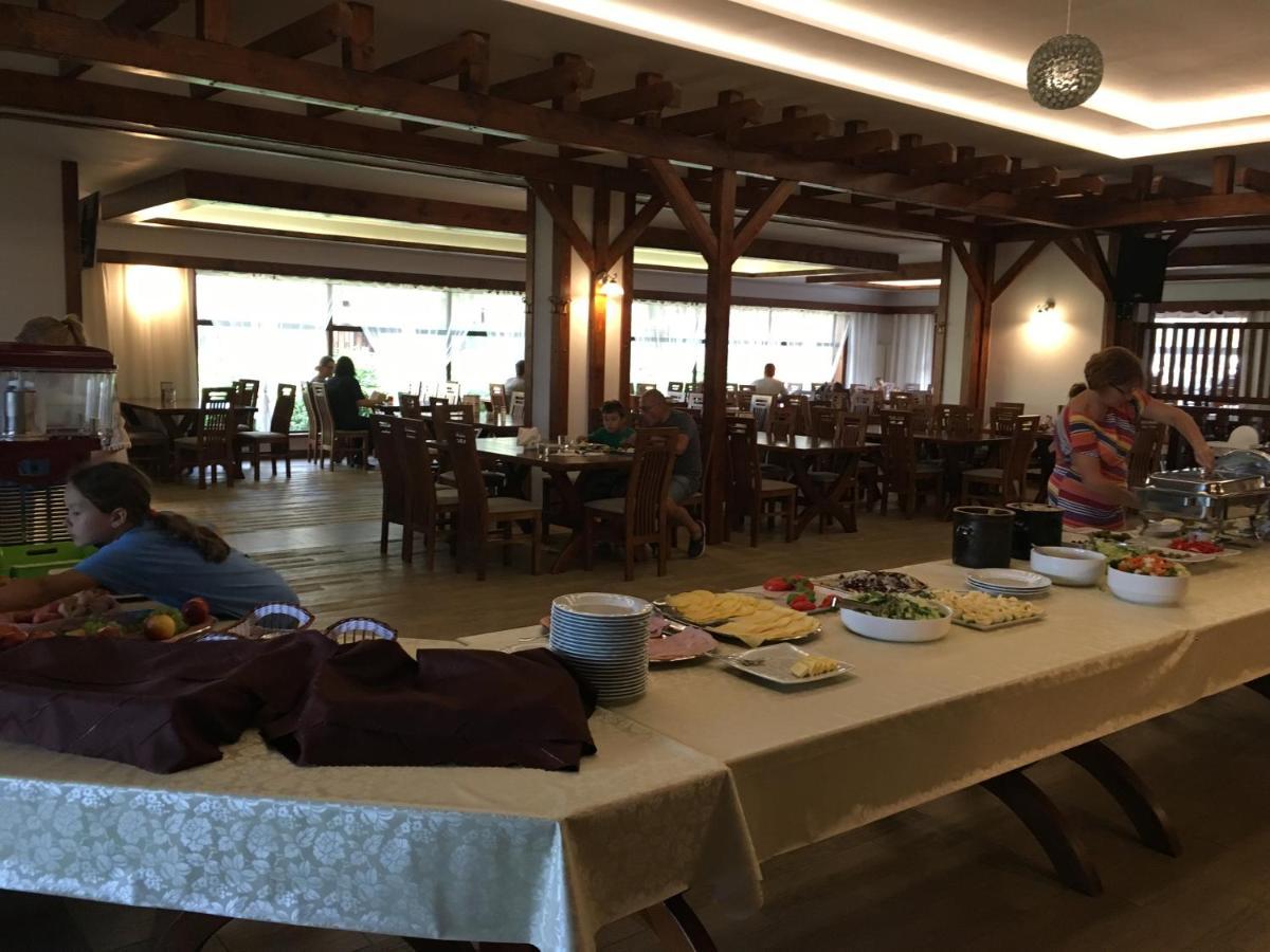 Natura Park Hotel Ostrowo  Bagian luar foto